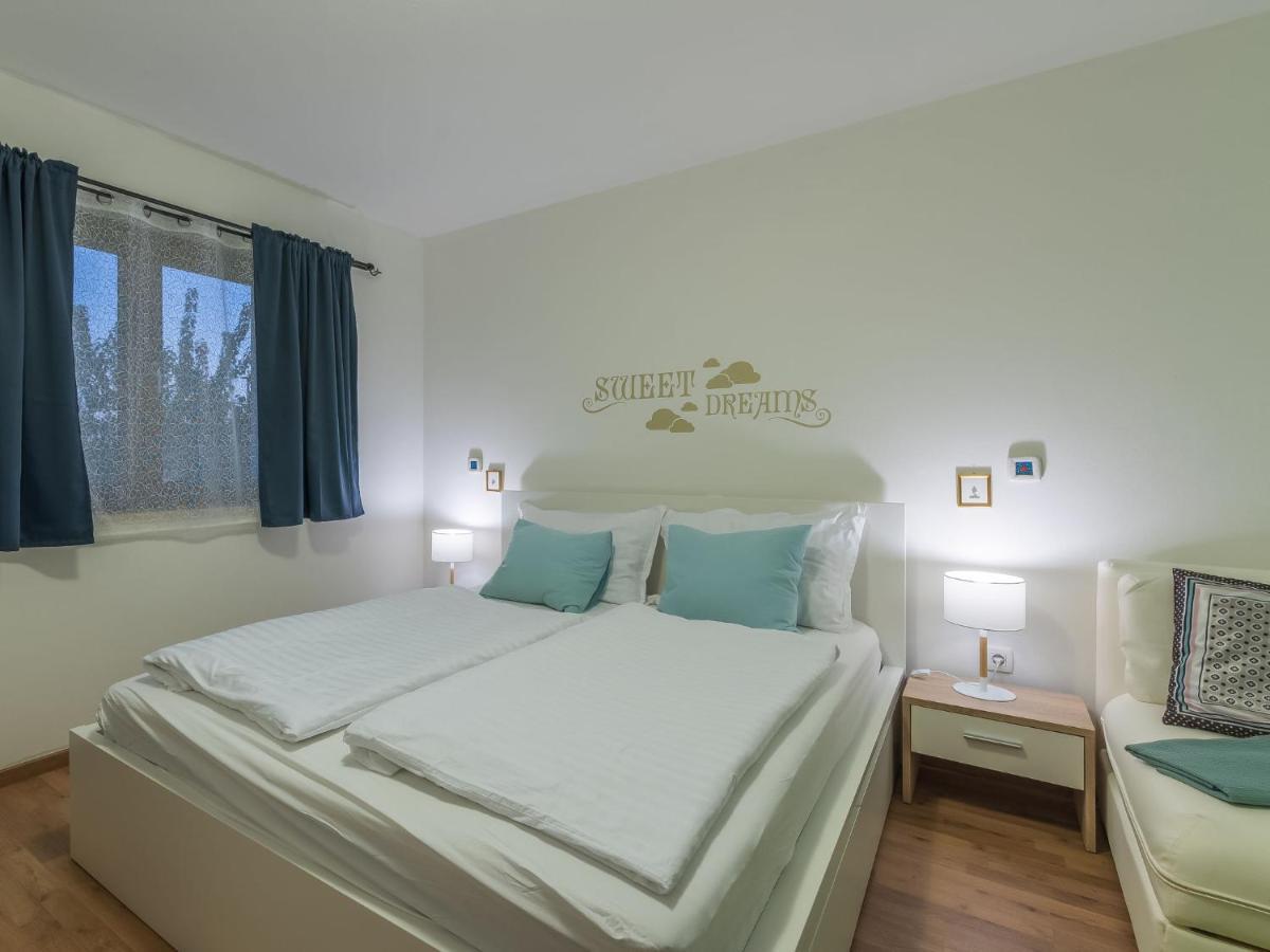 Holiday Home Villa Joy By Interhome Novigrad  Exterior photo